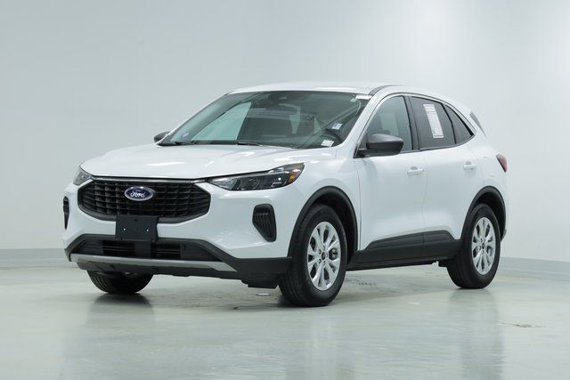 2024 Ford Escape Active's photo