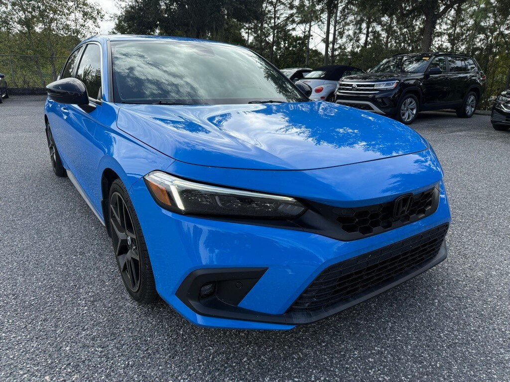 2022 Honda Civic Sport Touring photo 3