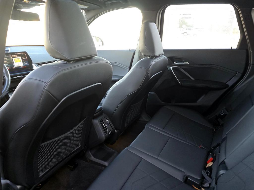 2023 BMW X1 28i - Photo 32