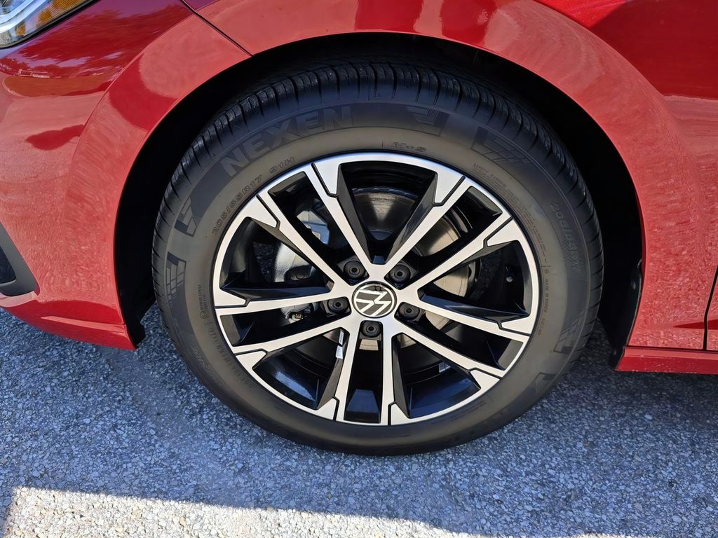 2025 Volkswagen Jetta Sport - Photo 10