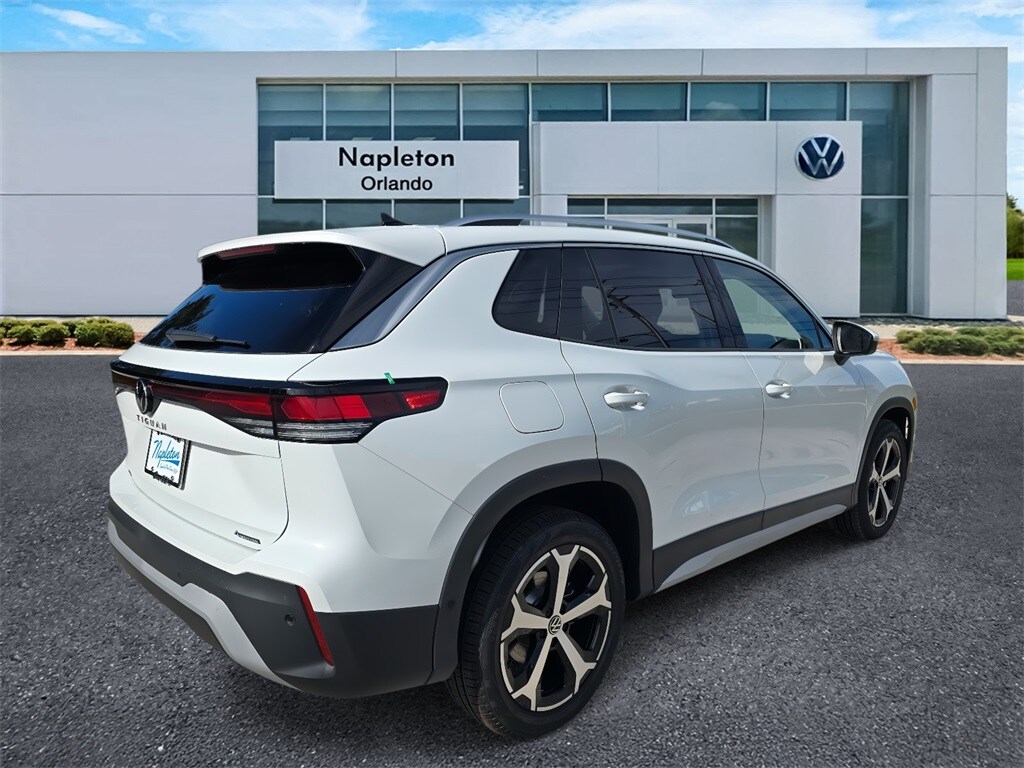 2025 Volkswagen Tiguan SE photo 4