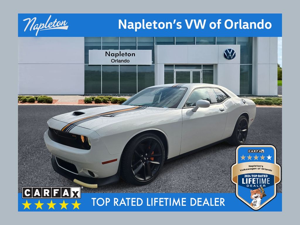 2022 Dodge Challenger GT Auto's photo