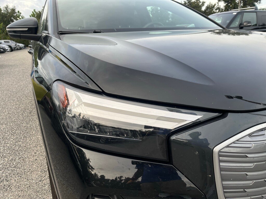 2023 Audi Q4 40 E-tron Premium Plus photo 4