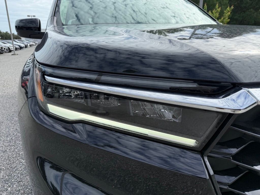 Used 2025 Honda Pilot Touring SUV
