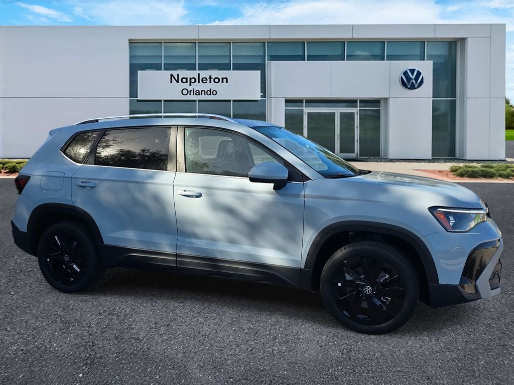 New 2026 Volkswagen Taos 1.5T SE SUV