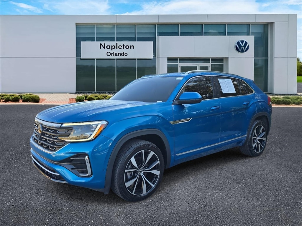 2024 Volkswagen Atlas Cross Sport SEL Premium R-LINE's photo
