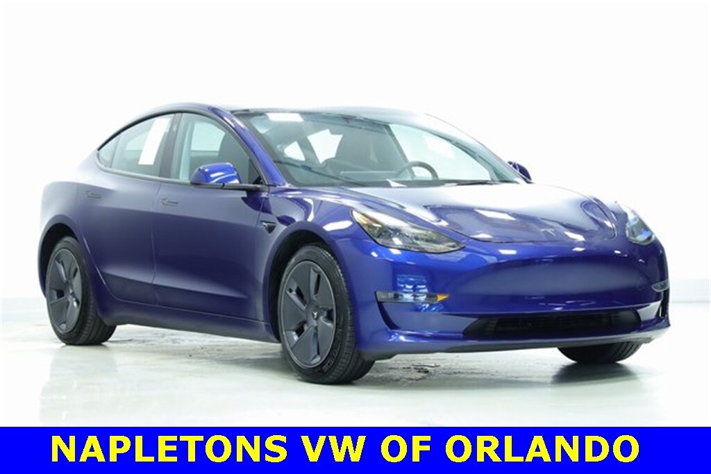 2023 Tesla Model 3 photo 3