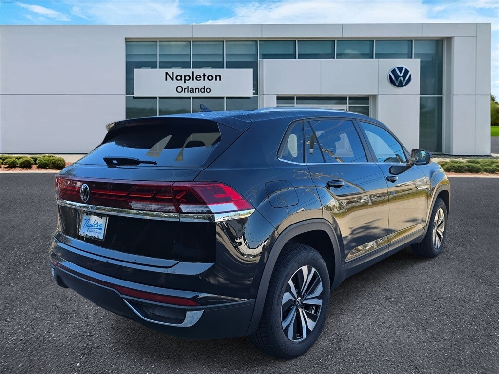 2026 Volkswagen Atlas Cross Sport SE photo 4