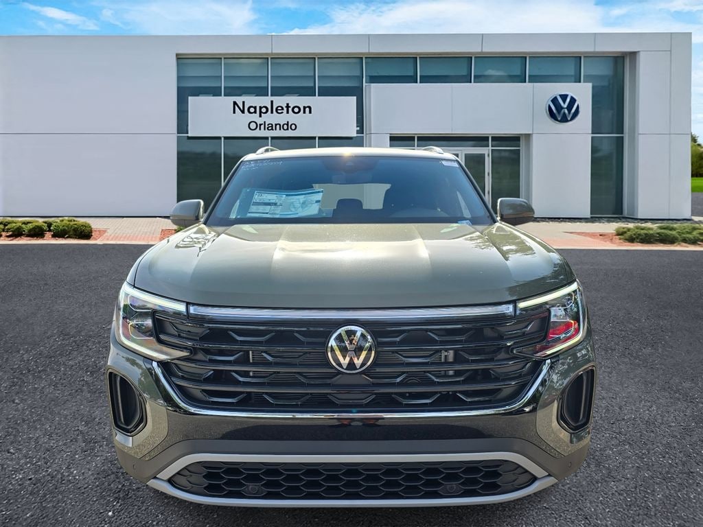 New 2026 Volkswagen Atlas Cross Sport 2.0T SE w/Technology SUV