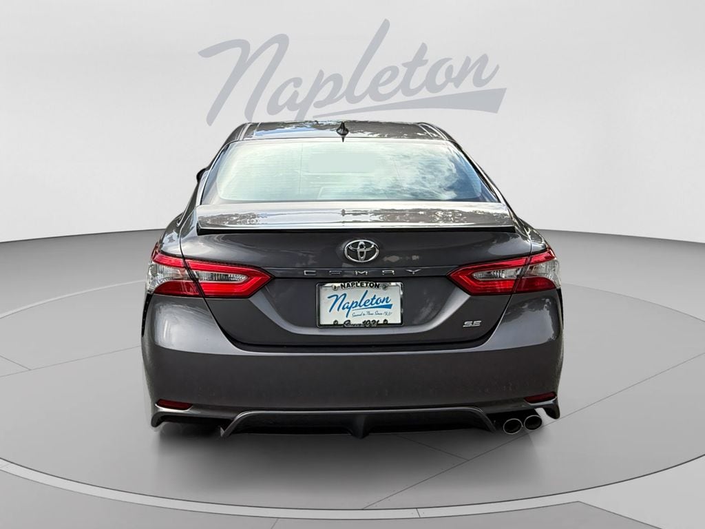 Used 2019 Toyota Camry SE Sedan