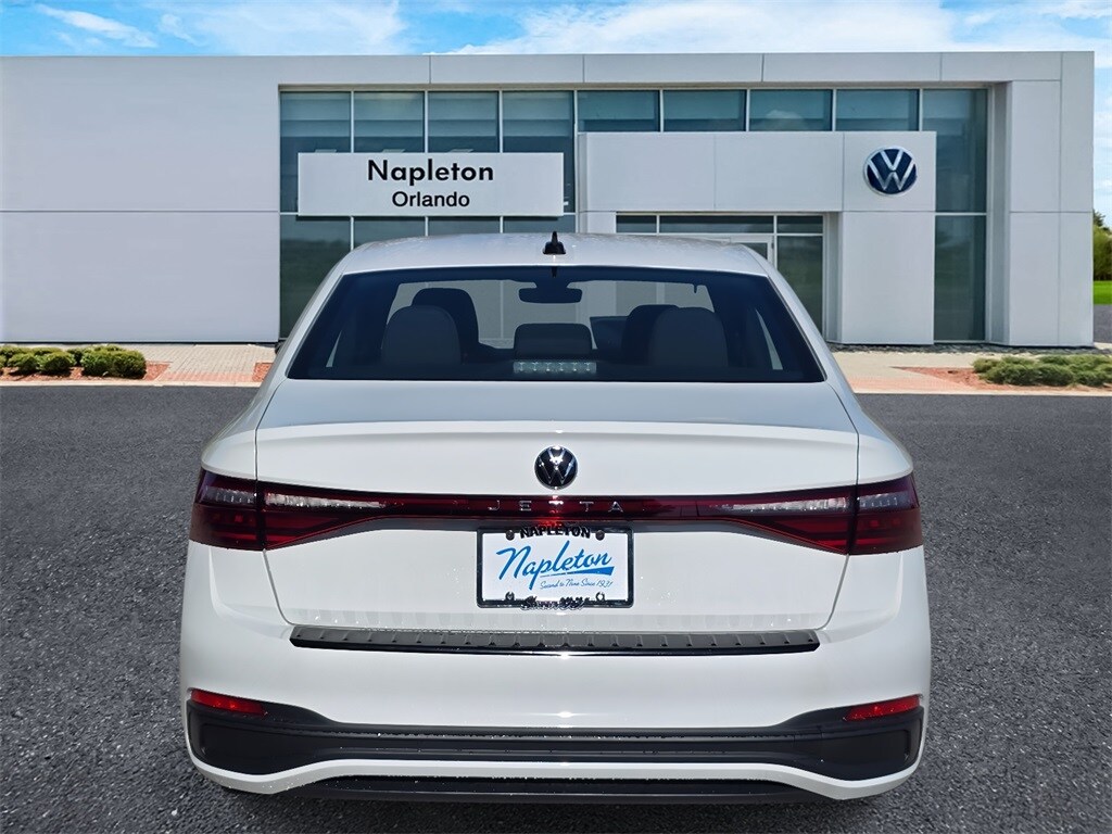 2025 Volkswagen Jetta 1.5T Sport photo 4