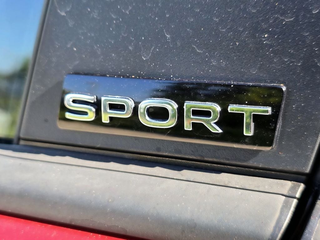 2025 Volkswagen Jetta Sport - Photo 8