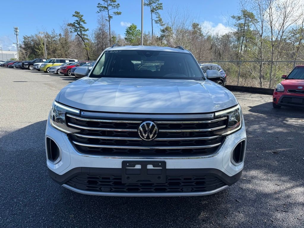 Used 2024 Volkswagen Atlas 2.0T SE w/Technology SUV