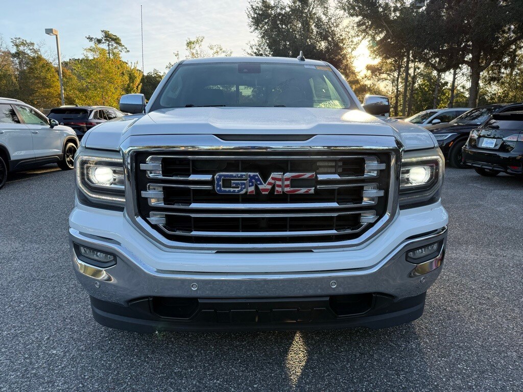 2018 Gmc Sierra 1500 SLT photo 2