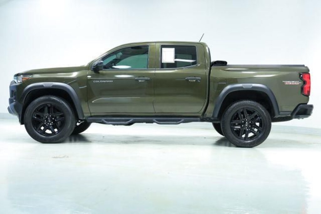 Used 2025 Chevrolet Colorado Trail Boss Truck