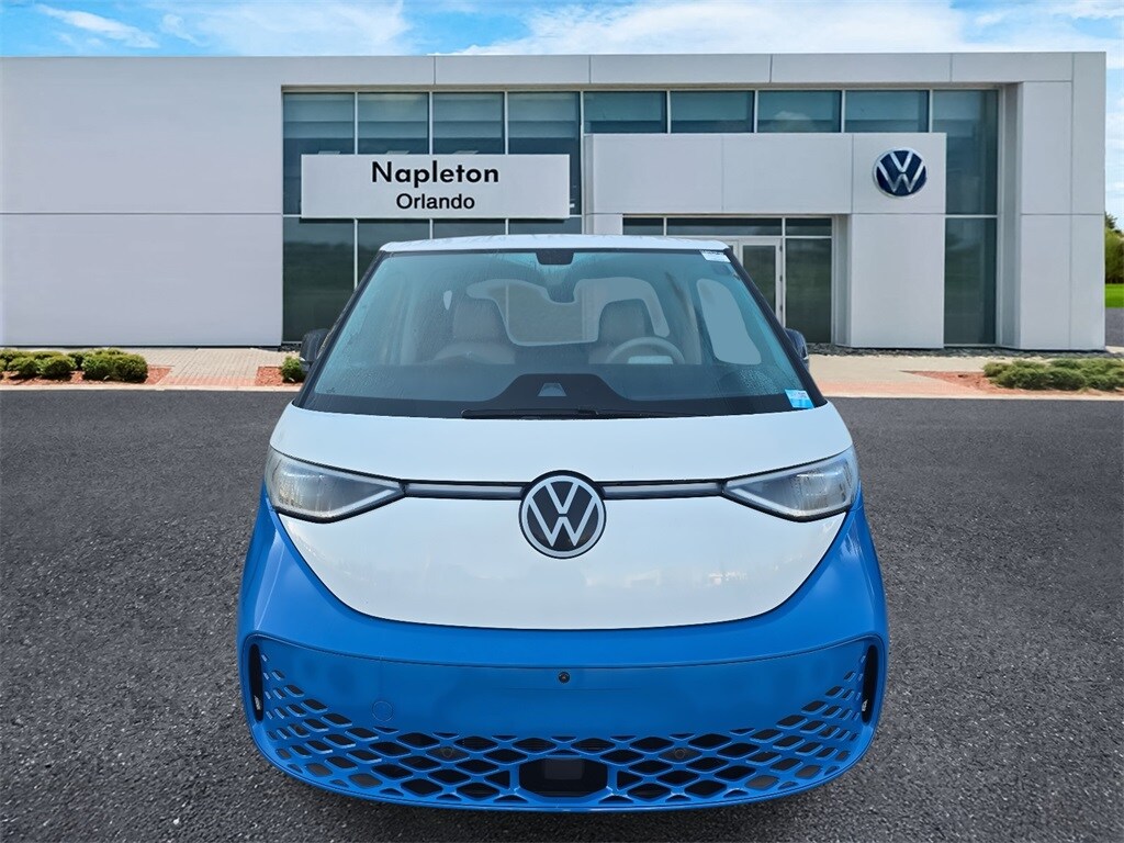 2025 Volkswagen ID. Buzz photo 2