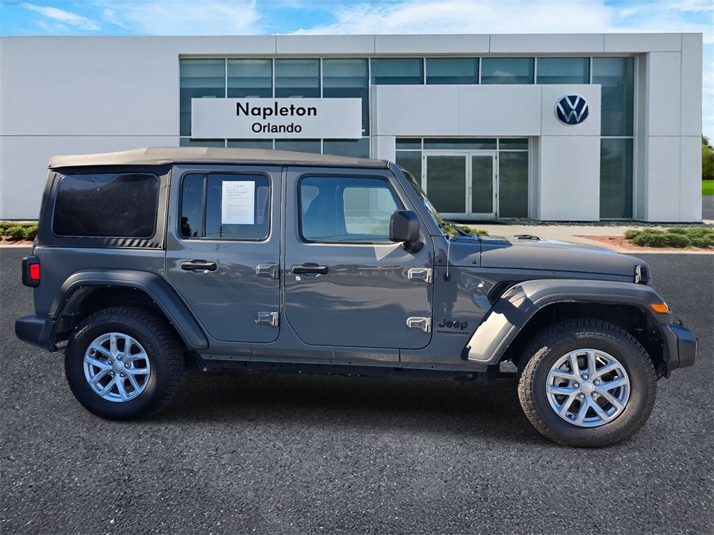2023 Jeep Wrangler Sport S photo 3