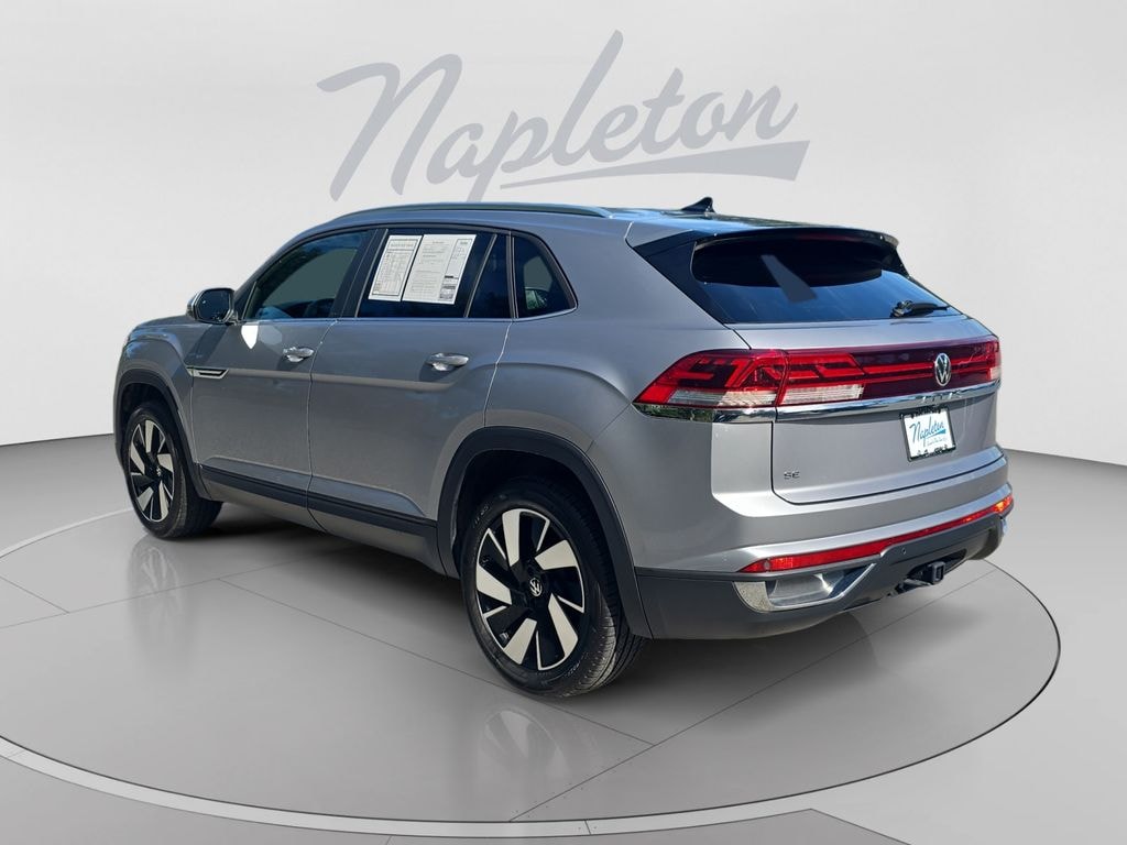 Used 2024 Volkswagen Atlas Cross Sport 2.0T SE w/Technology SUV