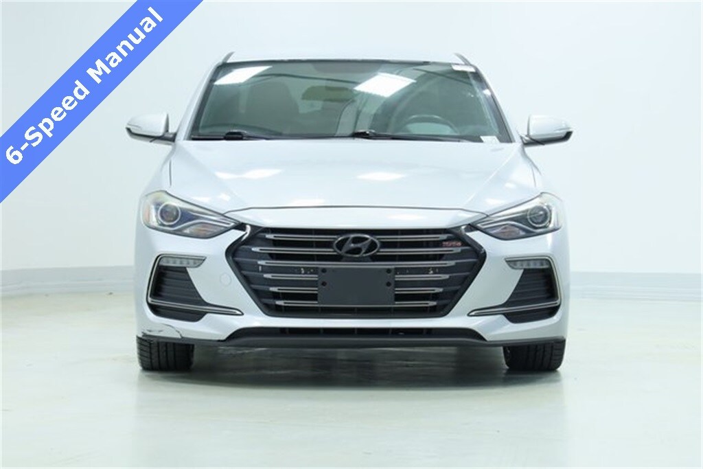 2017 Hyundai Elantra Sport photo 3