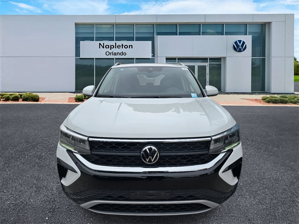 Used 2022 Volkswagen Taos SE with VIN 3VVPX7B21NM093103 for sale in Orlando, FL