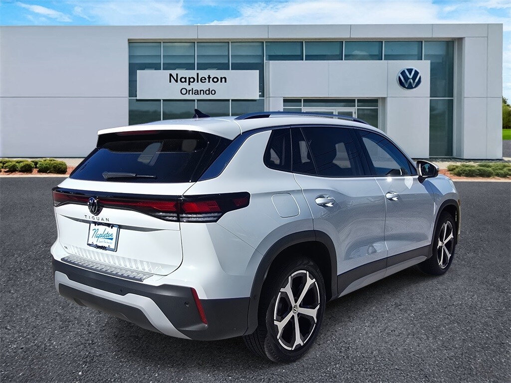 2025 Volkswagen Tiguan SE photo 4