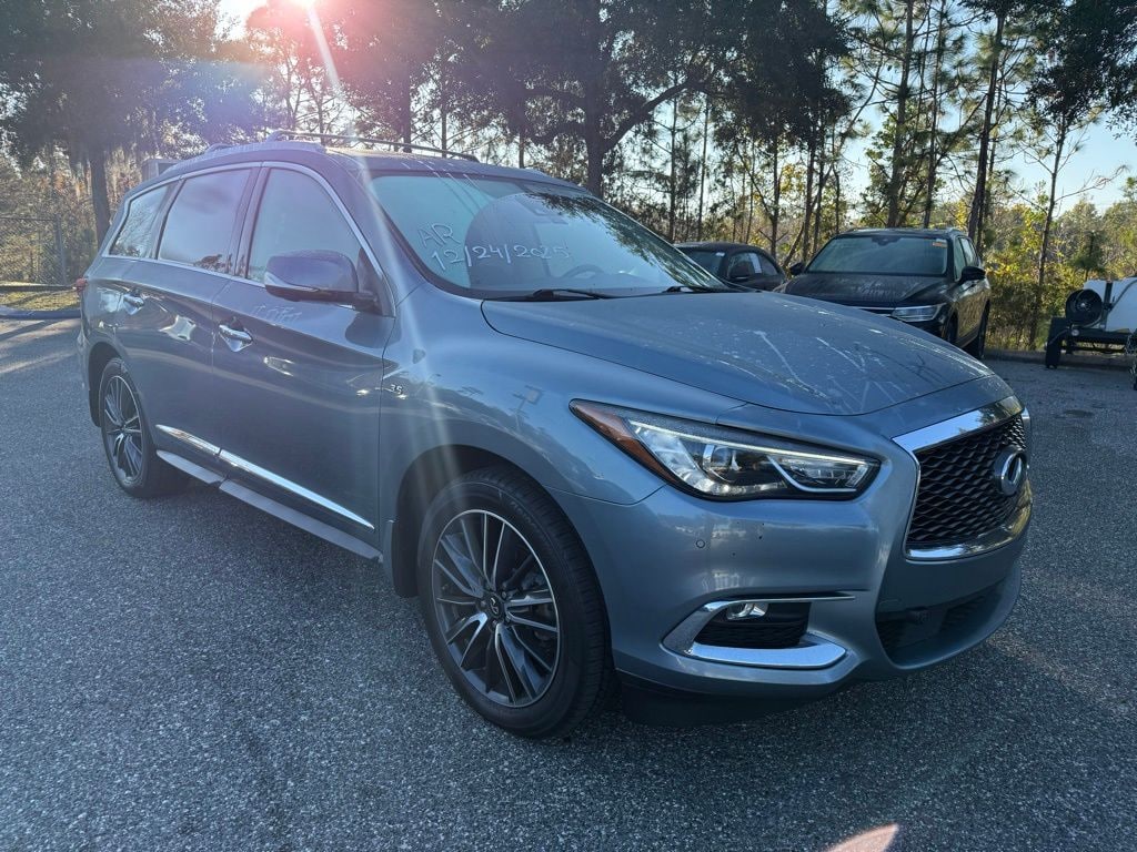 Used 2017 INFINITI QX60 Base SUV