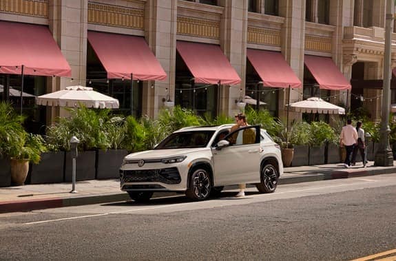 White Volkswagen Tiguan in Orlando