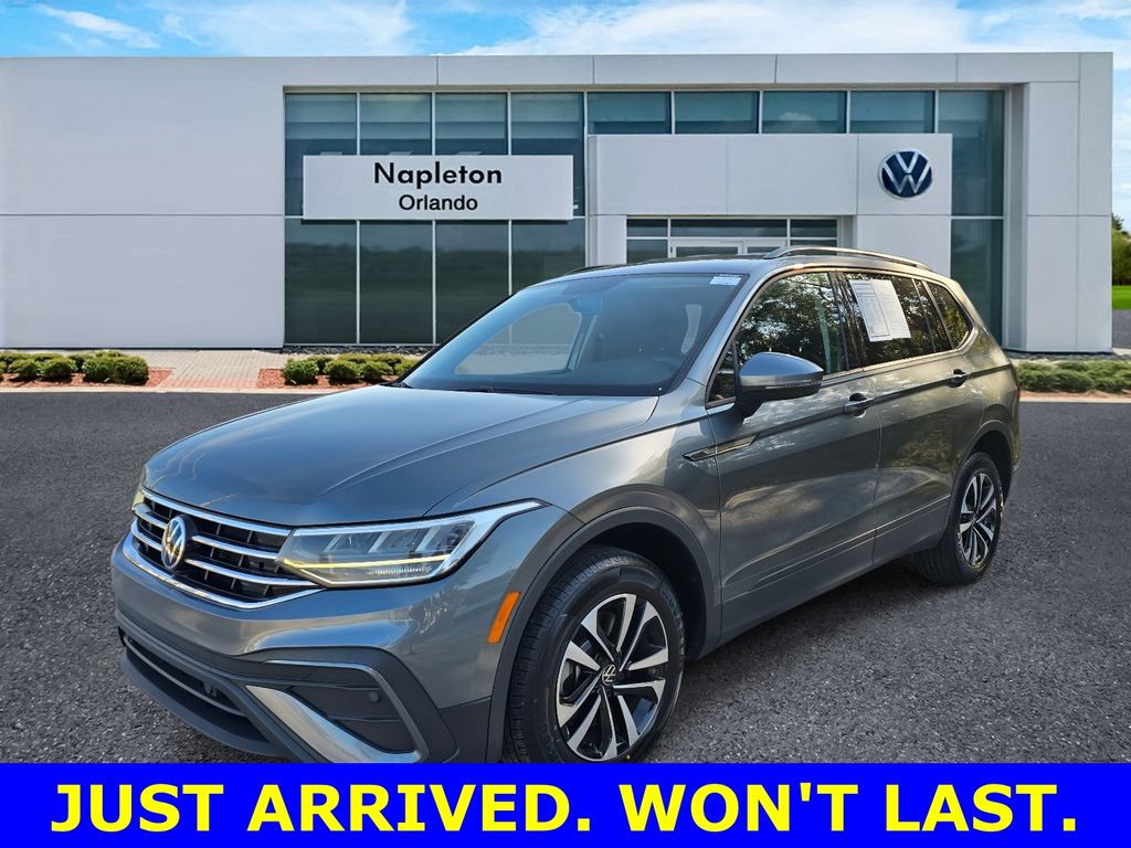 2022 Volkswagen Tiguan S's photo