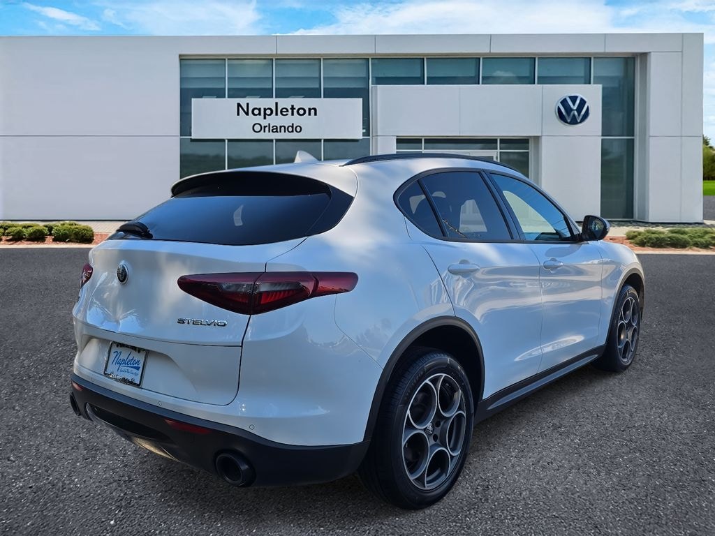Used 2022 Alfa Romeo Stelvio Sprint SUV