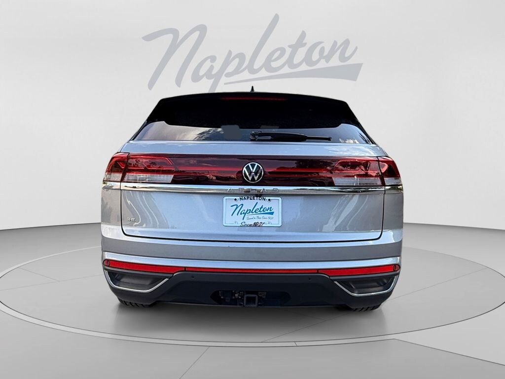 Used 2024 Volkswagen Atlas Cross Sport 2.0T SE w/Technology SUV