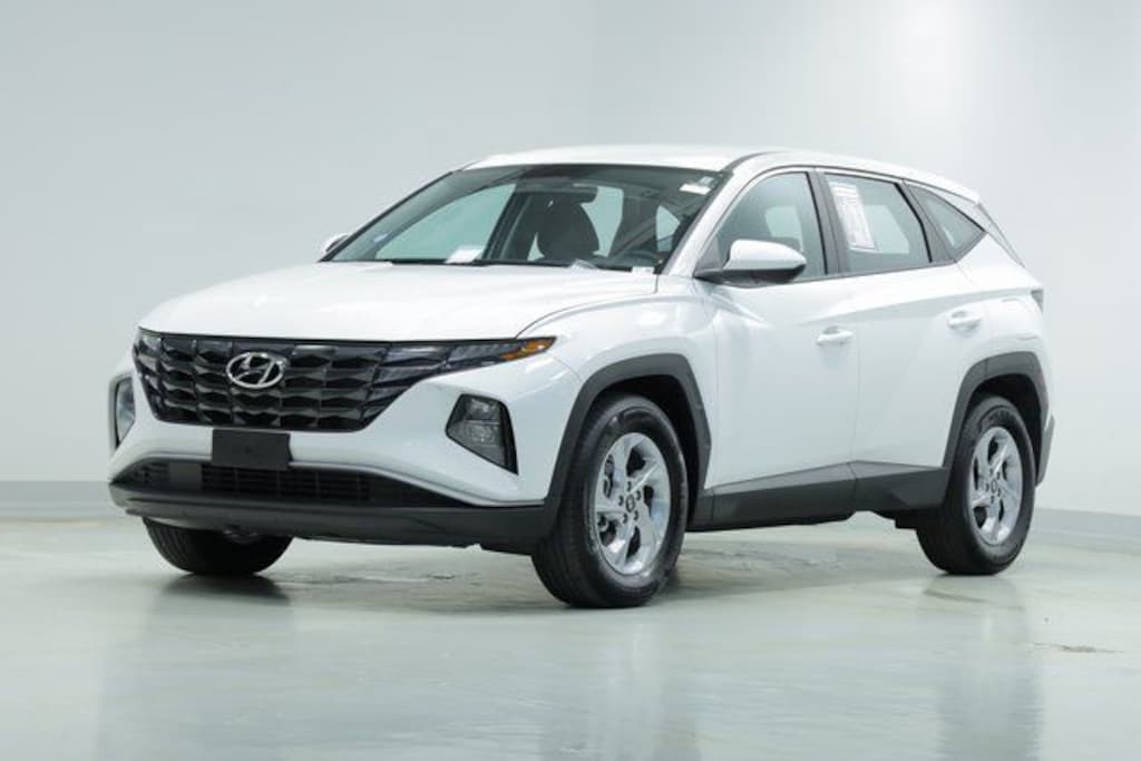 Used 2024 Hyundai Tucson SE SUV