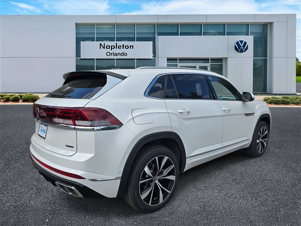 2025 Volkswagen Atlas Cross Sport SEL Premium R-Line photo 4