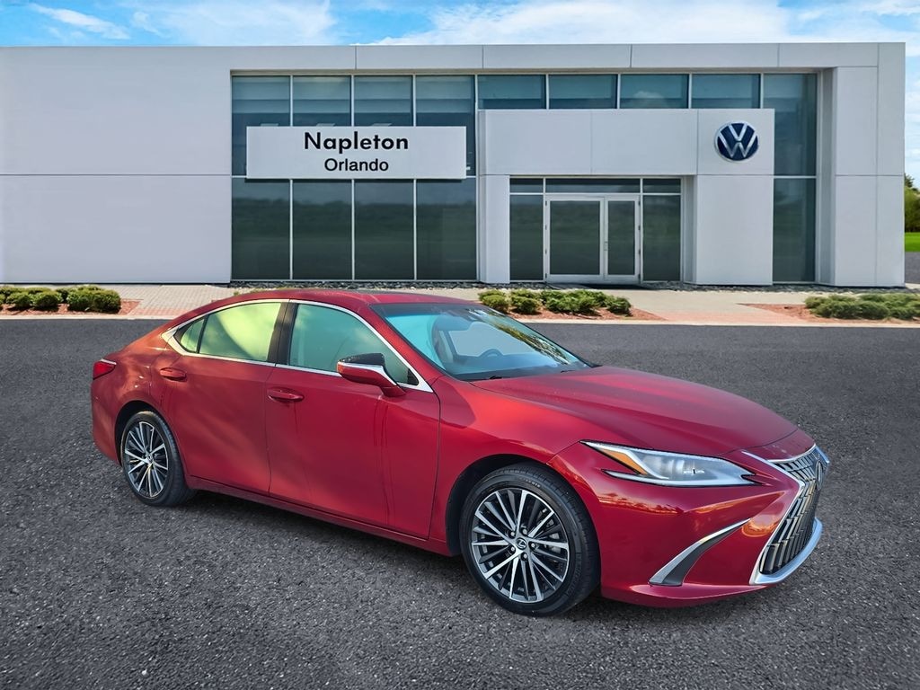 Used 2023 Lexus ES 350 Sedan