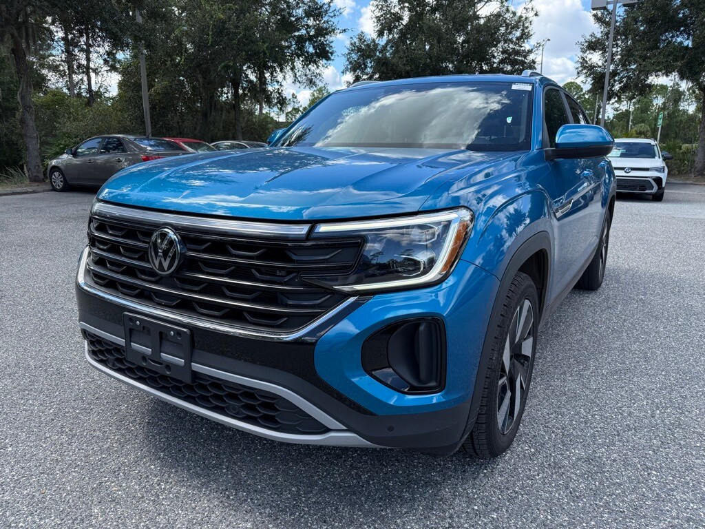 2024 Volkswagen Atlas Cross Sport SE w/Tech's photo