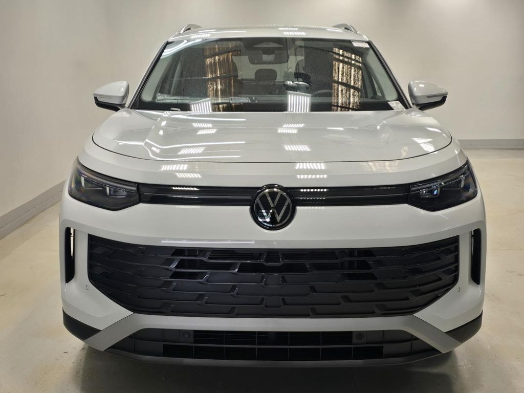 New 2026 Volkswagen Tiguan 2.0T SE SUV