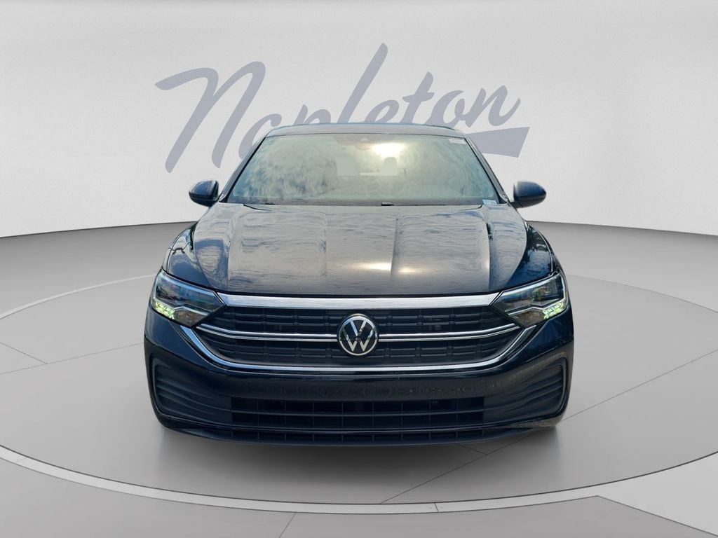 3VW5M7BU3RM090061