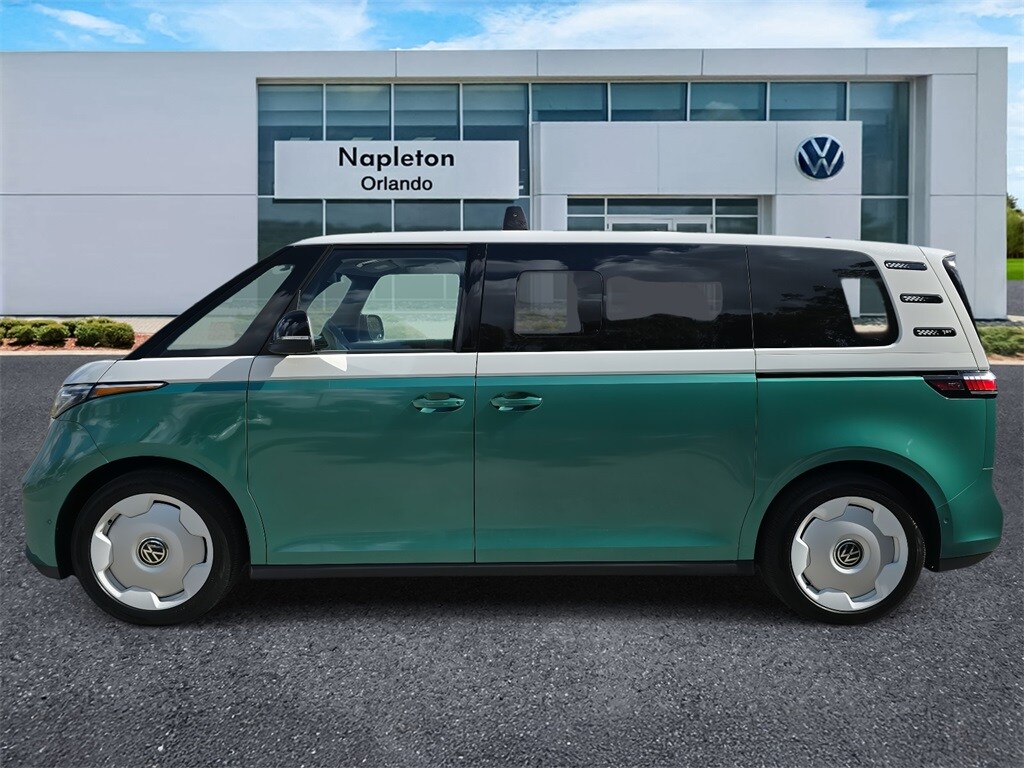 2025 Volkswagen ID. Buzz photo 3