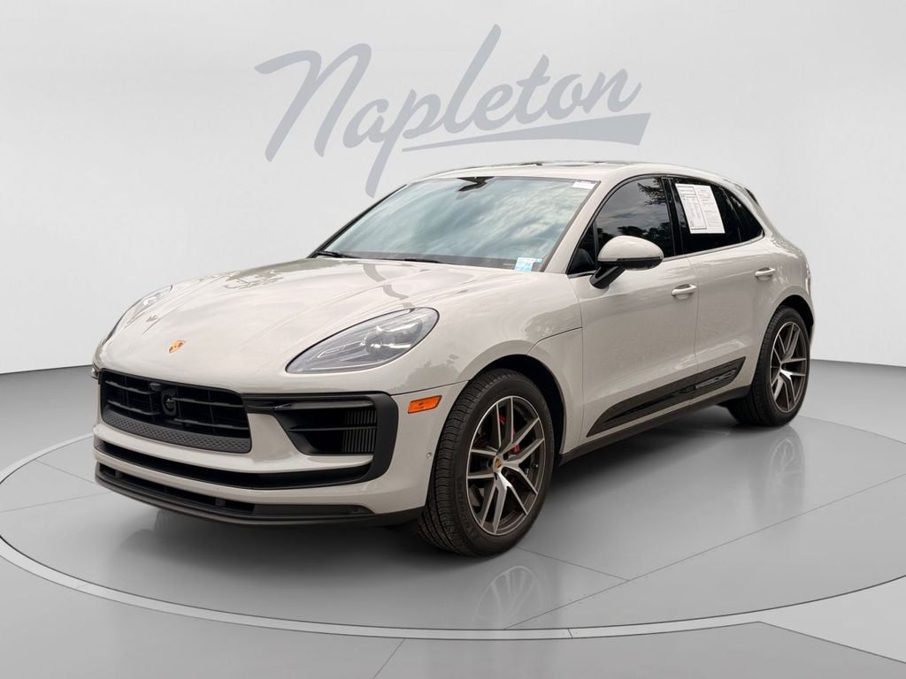 2023 Porsche Macan