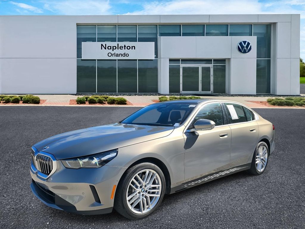 2024 BMW 5 Series 530i's photo