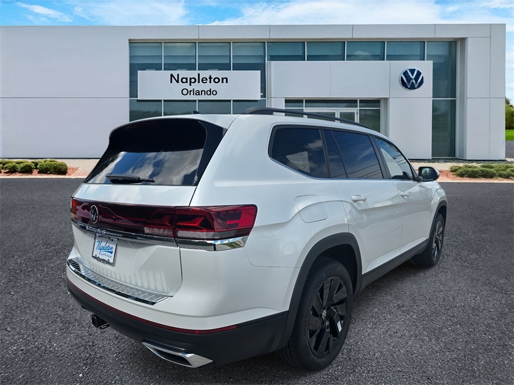 2026 Volkswagen Atlas SE Technology photo 3