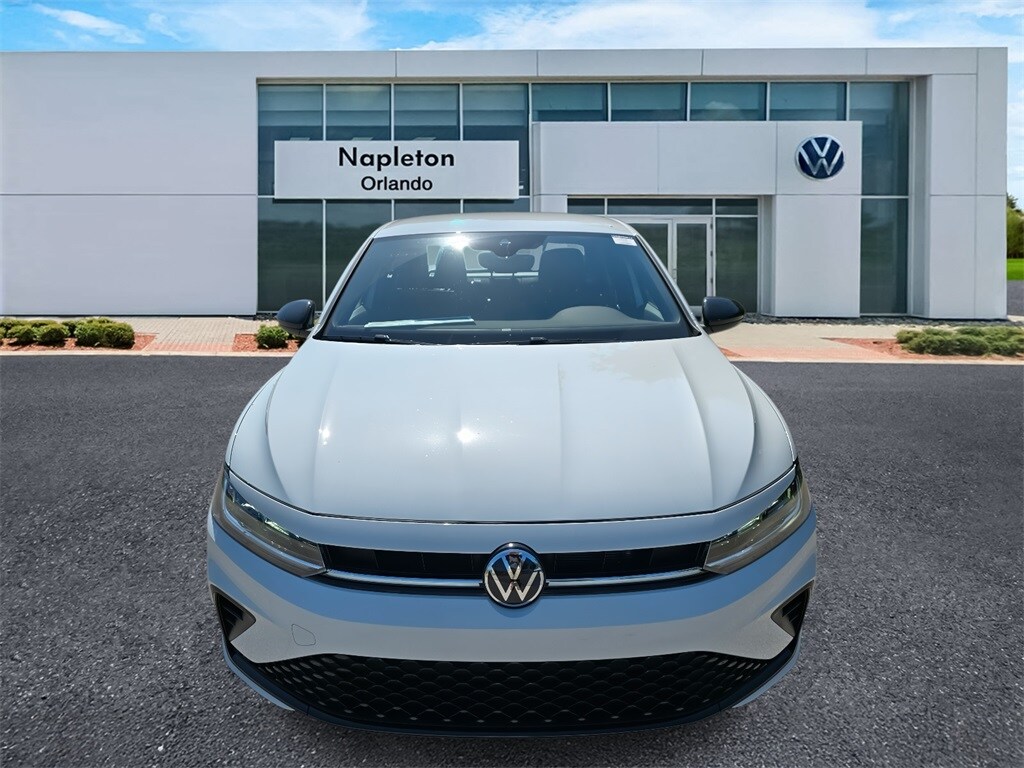 2025 Volkswagen Jetta 1.5T Sport photo 2