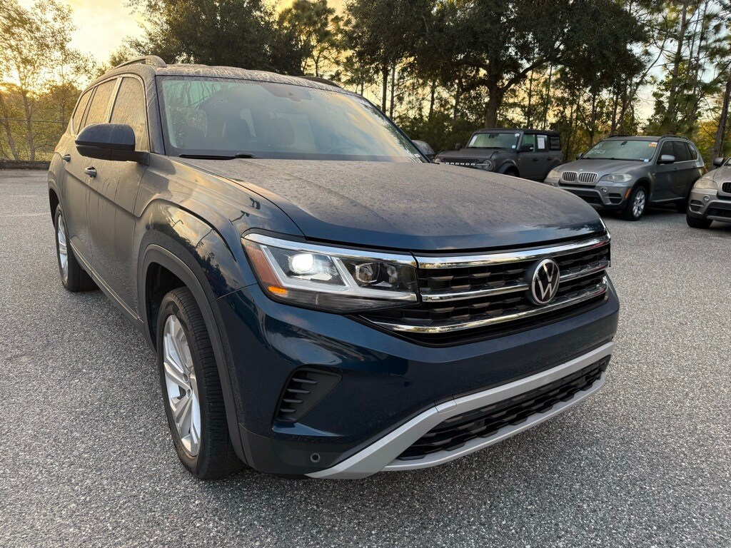 2022 Volkswagen Atlas V6 SE Technology photo 2