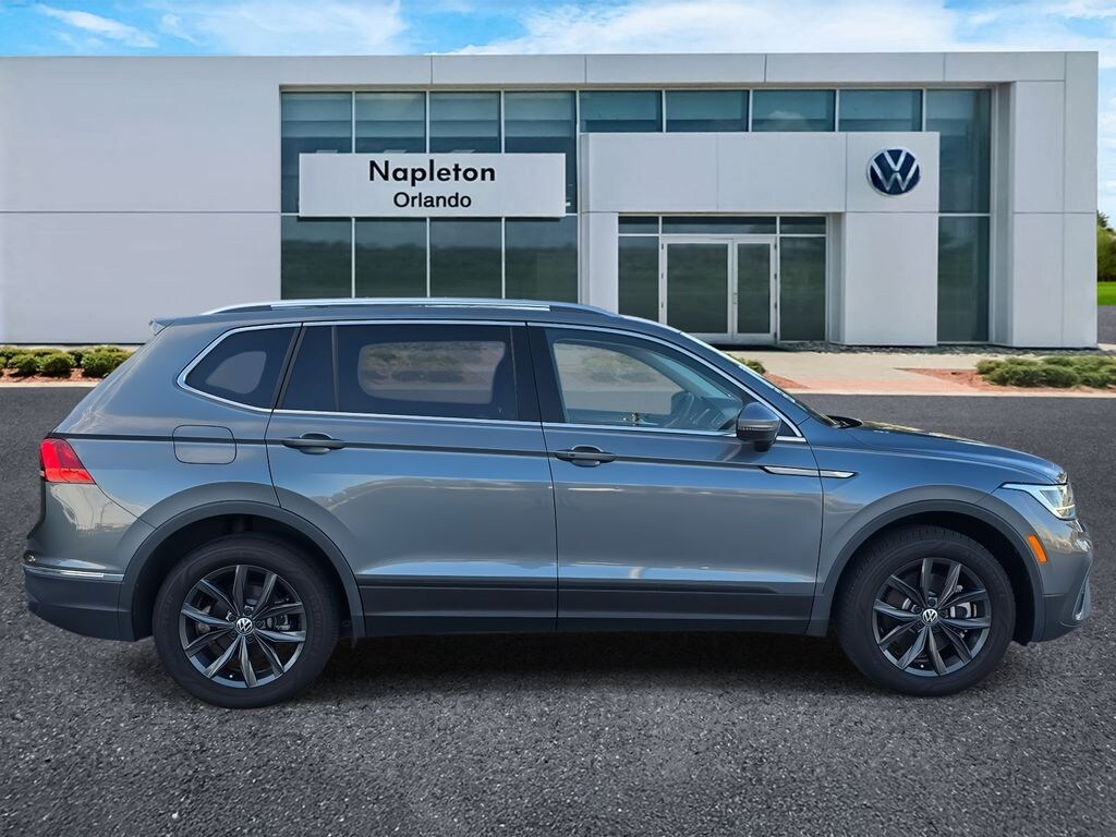 New 2024 Volkswagen Tiguan 2.0T SE SUV