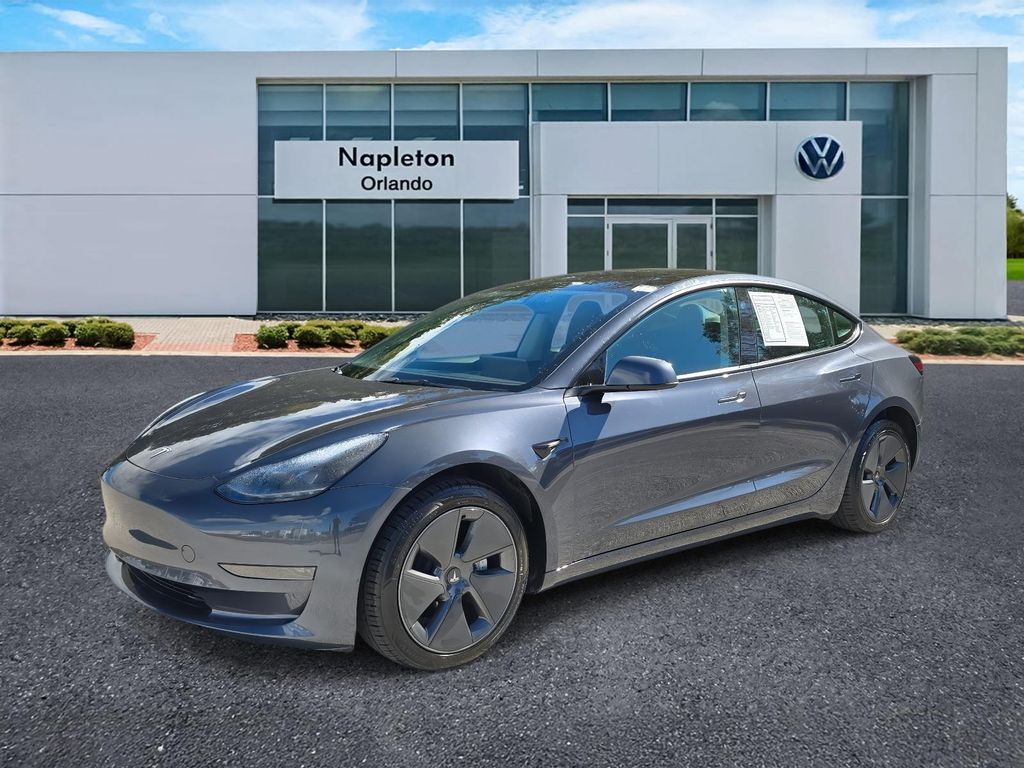 2023 Tesla Model 3 Base's photo