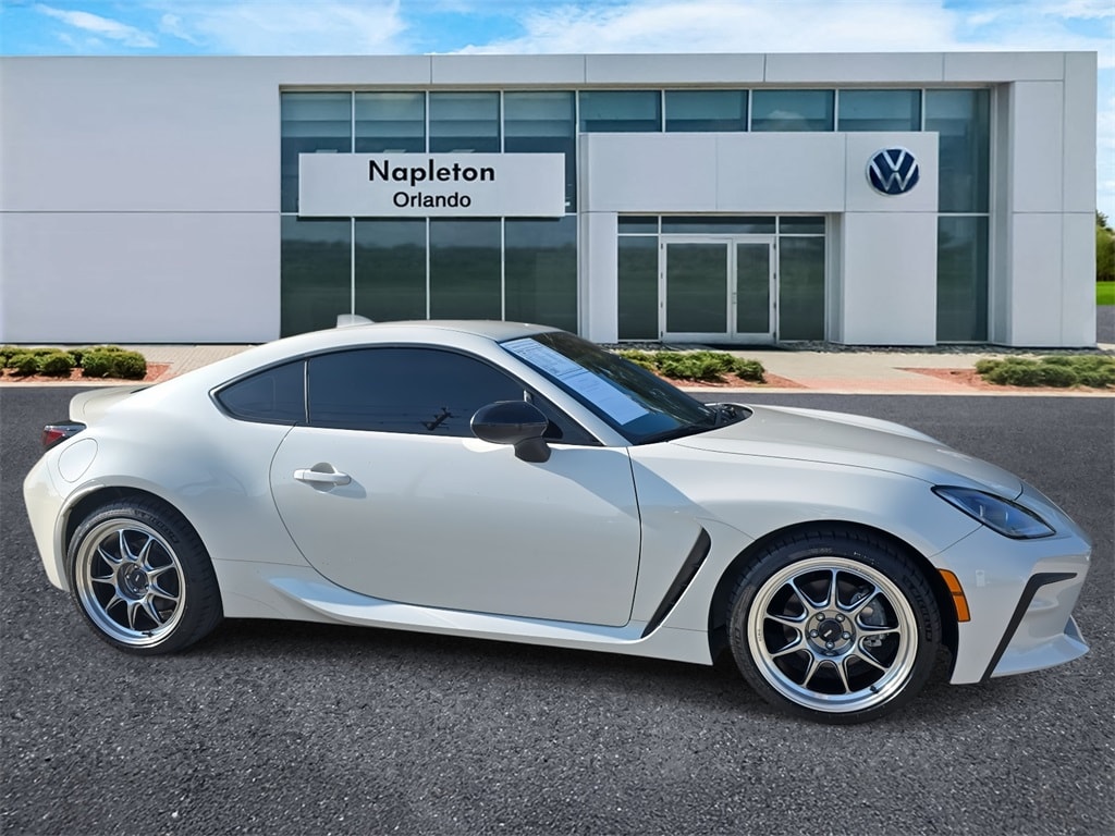 Used 2024 Toyota GR86 Base with VIN JF1ZNBB1XR8752965 for sale in Orlando, FL