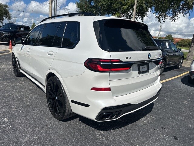 2023 Bmw X7 M60i photo 4