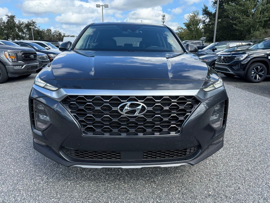 2020 Hyundai Santa Fe SEL photo 2