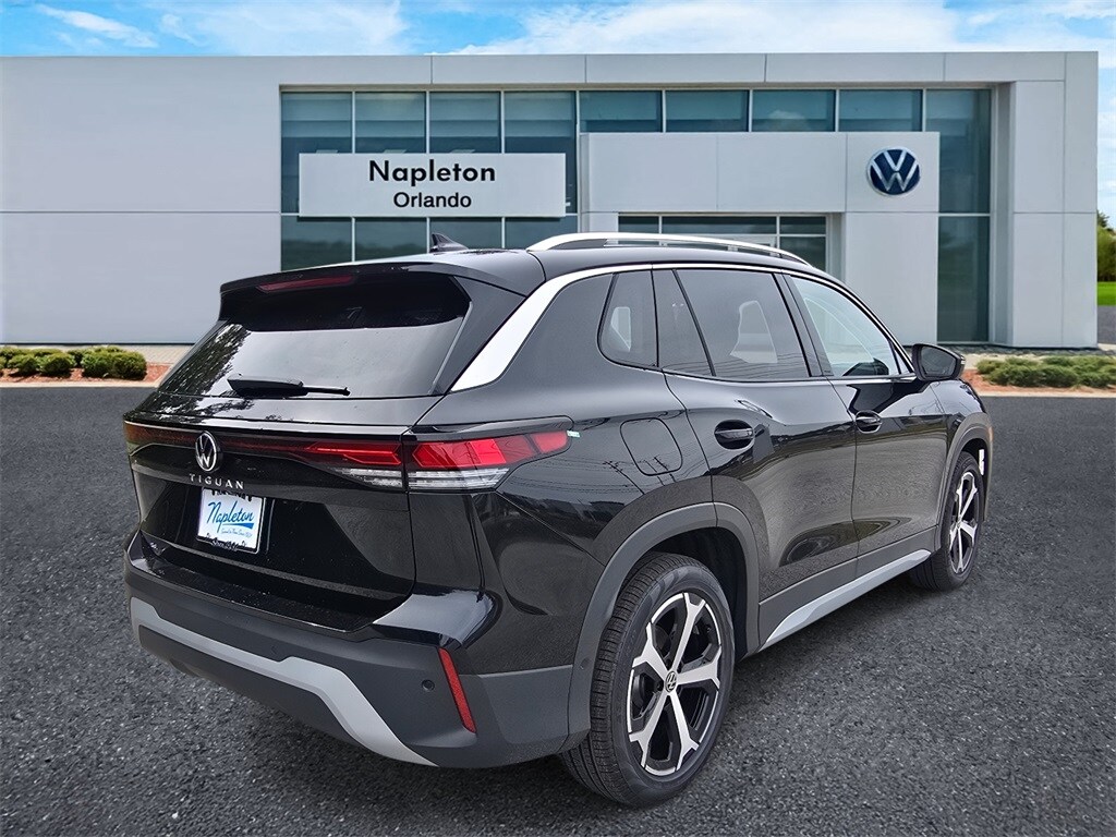 2026 Volkswagen Tiguan SE photo 4