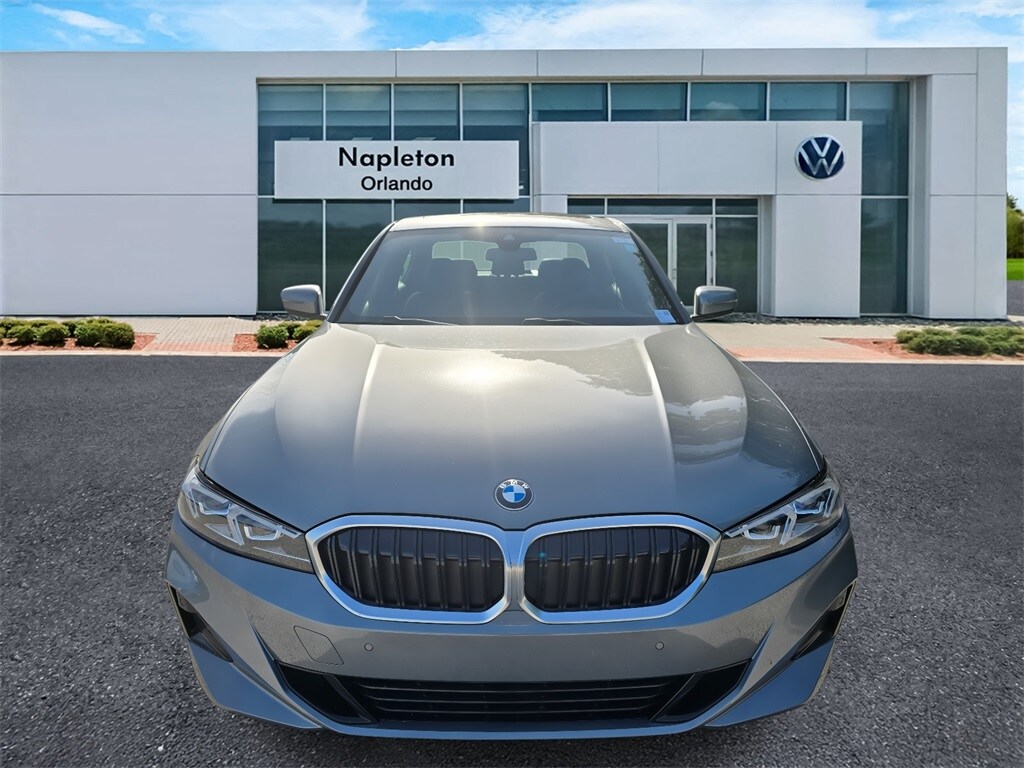 2024 Bmw 330i photo 2