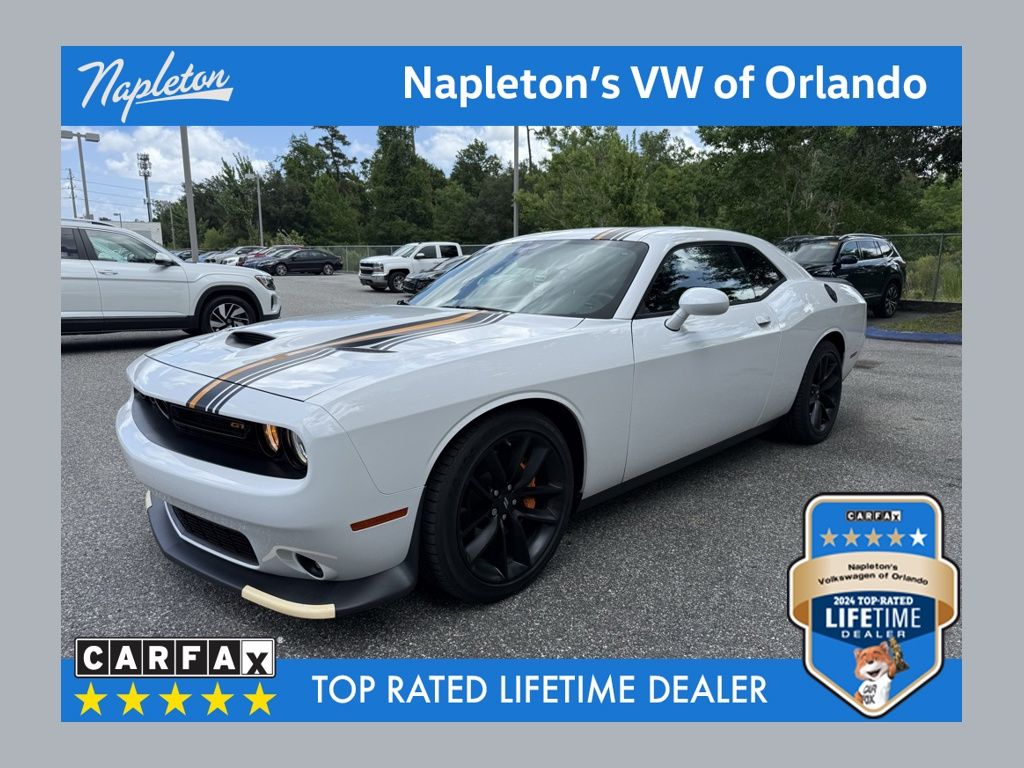 2022 Dodge Challenger GT Auto's photo